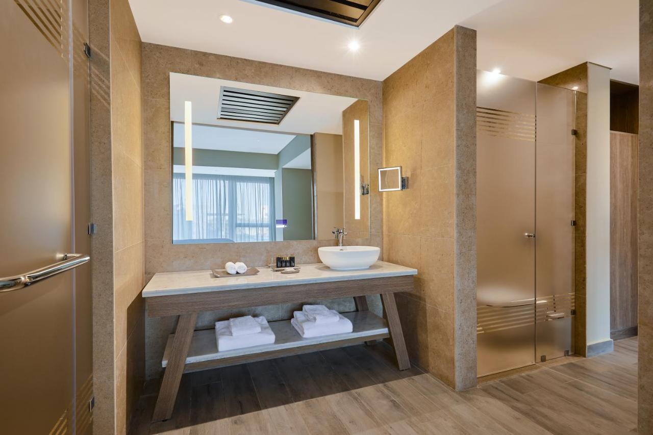 Hyatt Regency Cairo West Hotel 5*